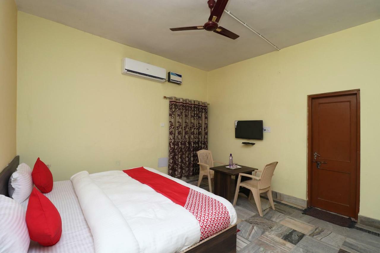 Oyo 35736 Shree Jagannath Lodge Puri Eksteriør bilde
